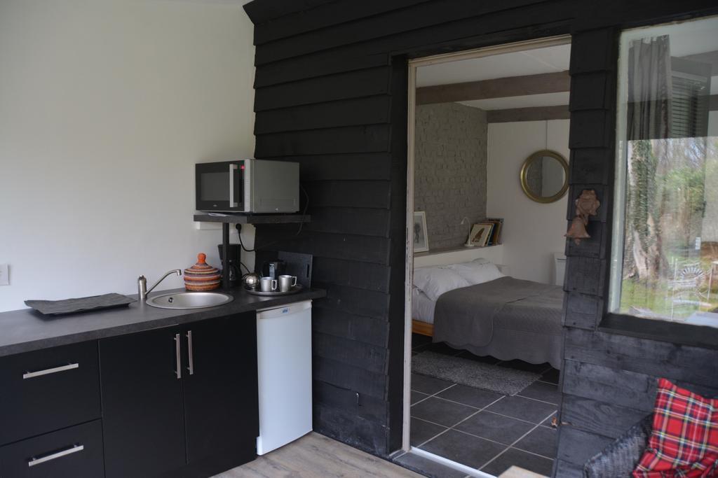 Chambres D'Hotes, Gites La Petite Madeleine La Madelaine-sous-Montreuil Bagian luar foto